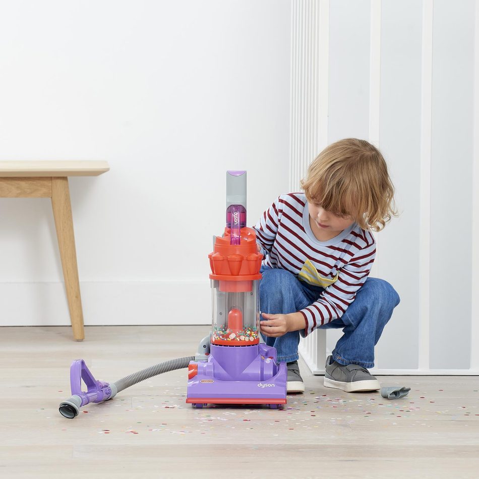 שואב אבק דייסון לילדים Dyson - טרמפולינות ומשחקי חצר, כמו גדולים