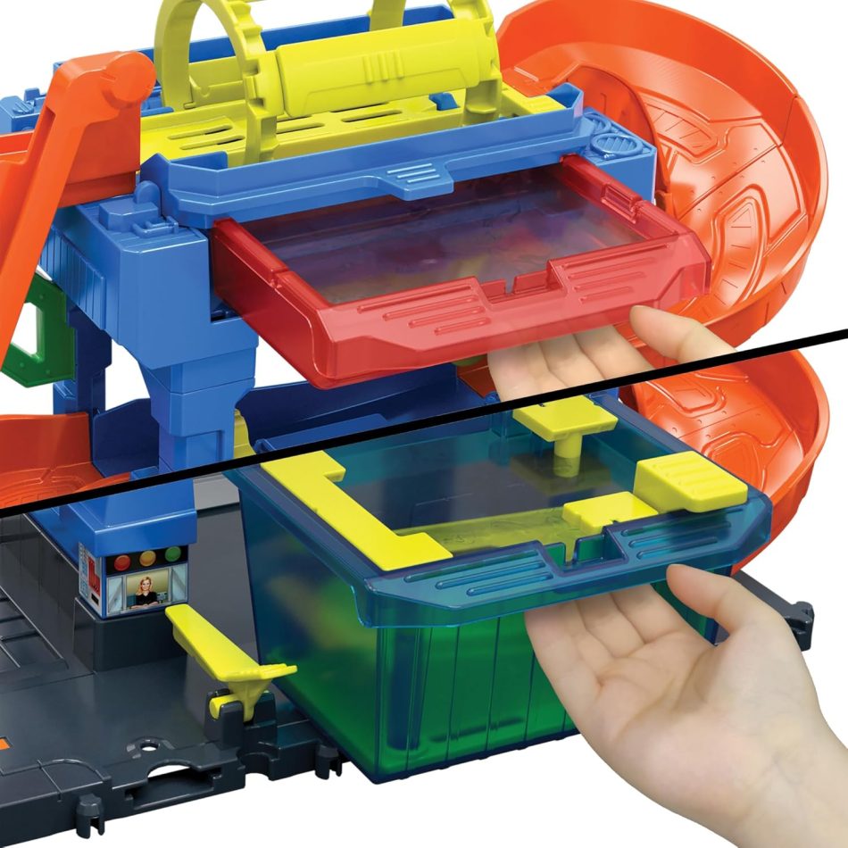 הוט ווילס תחנת שטיפת מכוניות משנה צבע - Hot wheels, חניונים ומסלולים