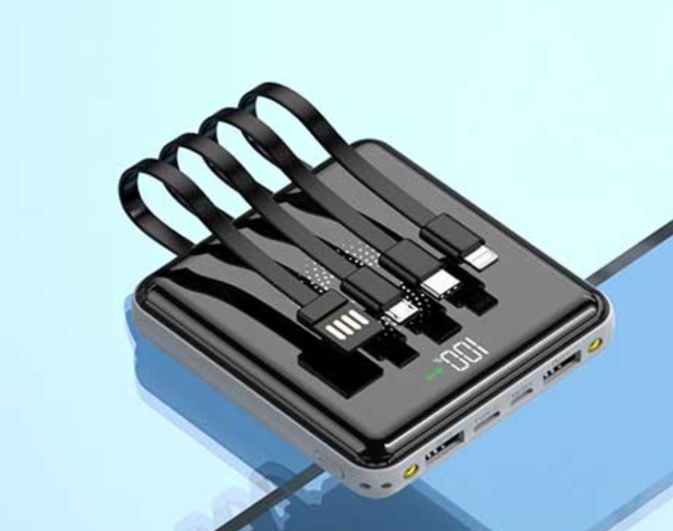 מטען נייד 20,000mAh עם כבלים מובנים ופנס - אביזרי פלאפון, מולטימדיה וגאדג'ט